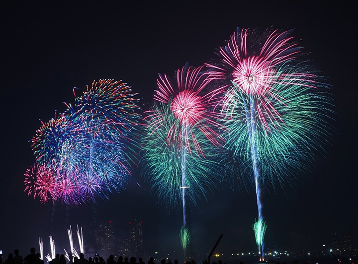 横浜花火大会